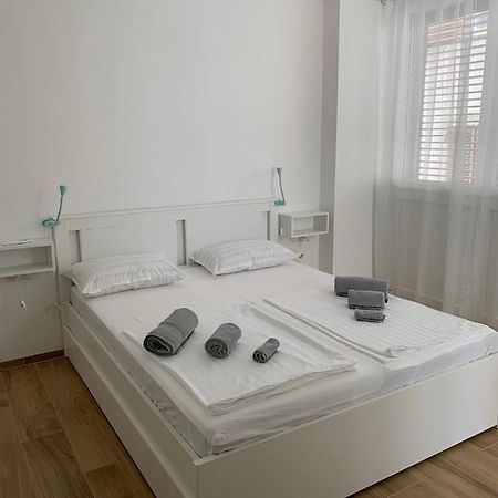 Studio Apartment Zara Esterno foto