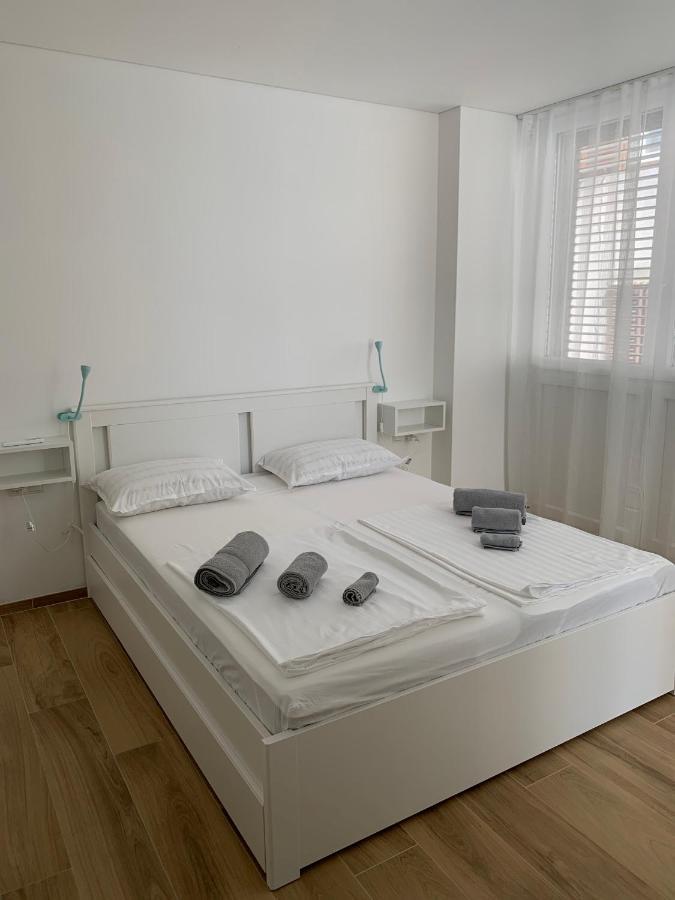 Studio Apartment Zara Esterno foto